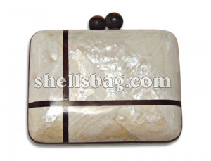 Kabebe Shell Clutch Bag